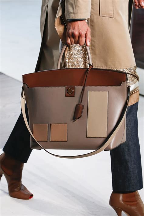 burberry bags new collection 2019